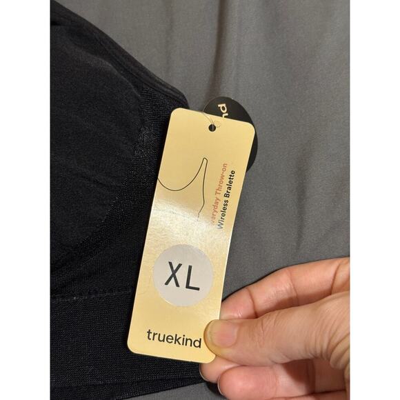 NWT Truekind Shapermint Everyday Throw-on Wireless Bralette Black Various Sizes - Picture 3 of 6